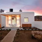 Lodge Xerolithos Natural Living Kato Sangrion