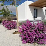 Xerolithos Natural Living Lodge