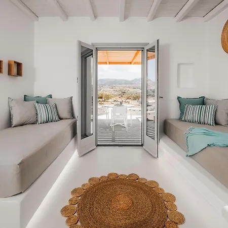 Xerolithos Natural Living Lodge *