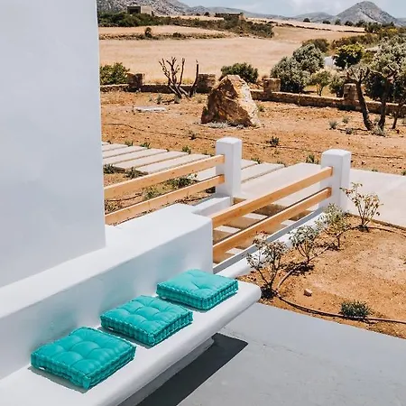 Lodge Xerolithos Natural Living Kato Sangrion