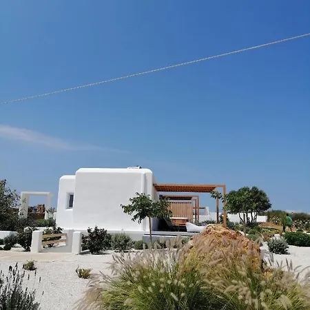 Lodge Xerolithos Natural Living