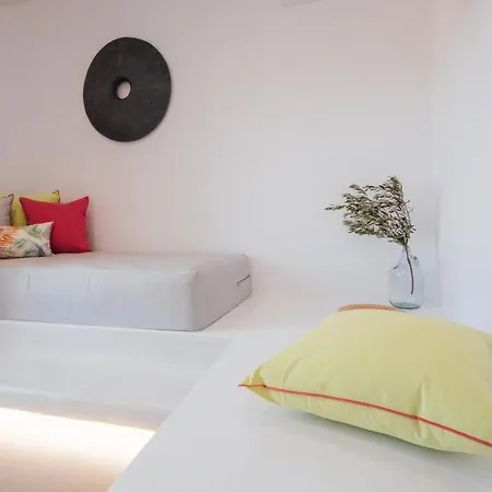Xerolithos Natural Living Lodge *