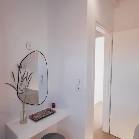 Xerolithos Natural Living Lodge Κάτω Σαγκρί