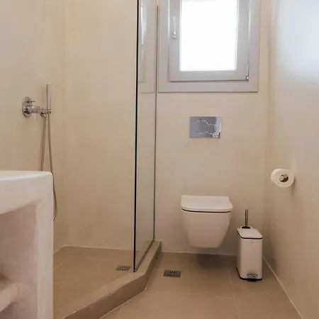 Xerolithos Natural Living אכסניה Kato Sangrion