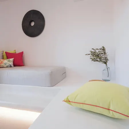 Xerolithos Natural Living Lodge Kato Sangrion