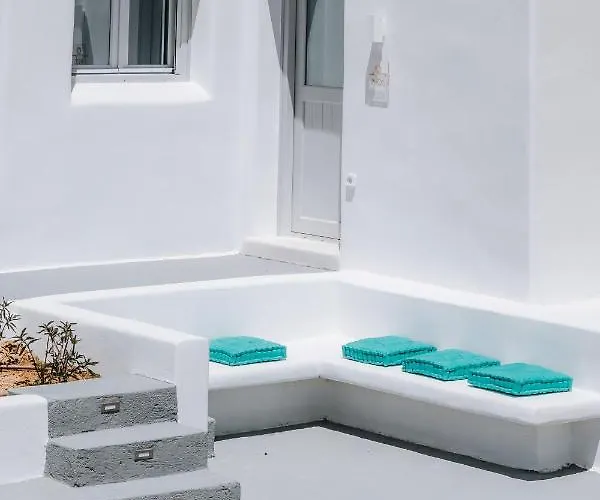 Lodge Xerolithos Natural Living *