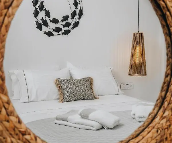 Lodge Xerolithos Natural Living Kato Sangrion