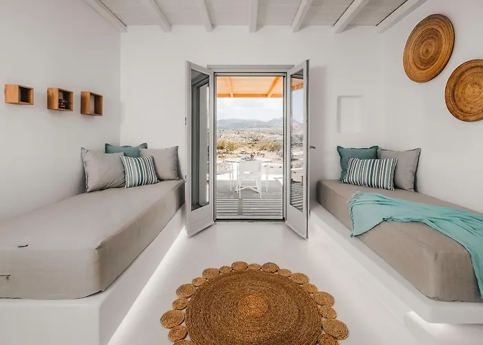 Xerolithos Natural Living Lodge *