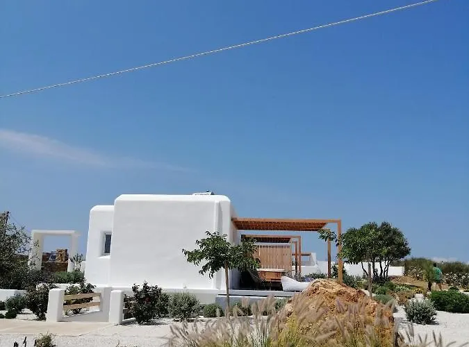 Lodge Xerolithos Natural Living