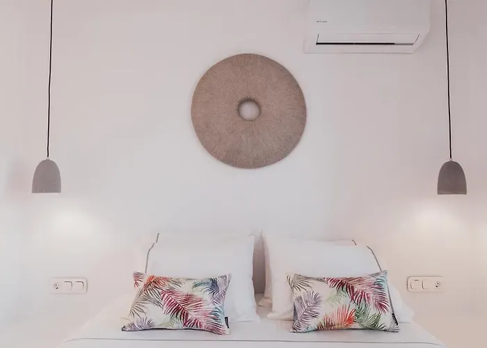 Xerolithos Natural Living Lodge