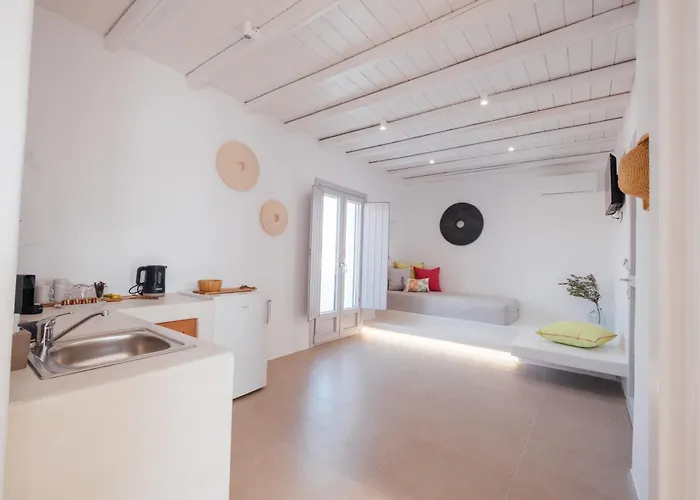 Xerolithos Natural Living Lodge *