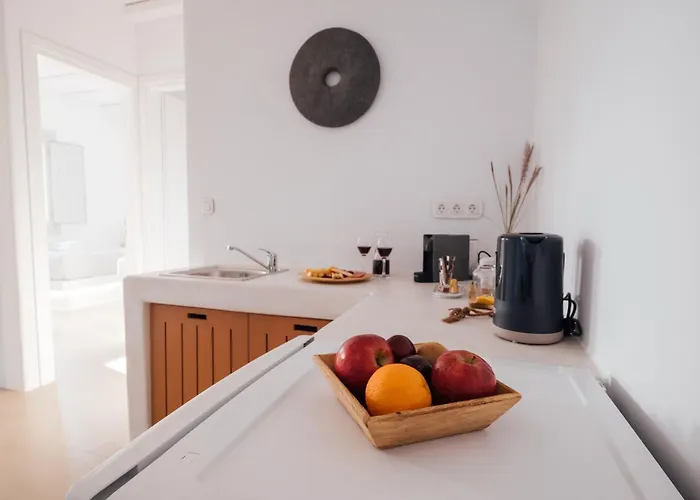 Lodge Xerolithos Natural Living Kato Sangrion